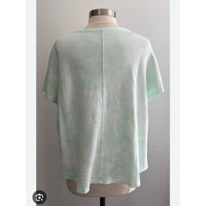 Women's Athleta Light Green Tie-Dye Short Sleeve Tee M